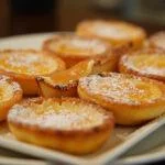 Finished tarte de nata crocante, a delicious receita de tarte de nata ready for enjoyment.